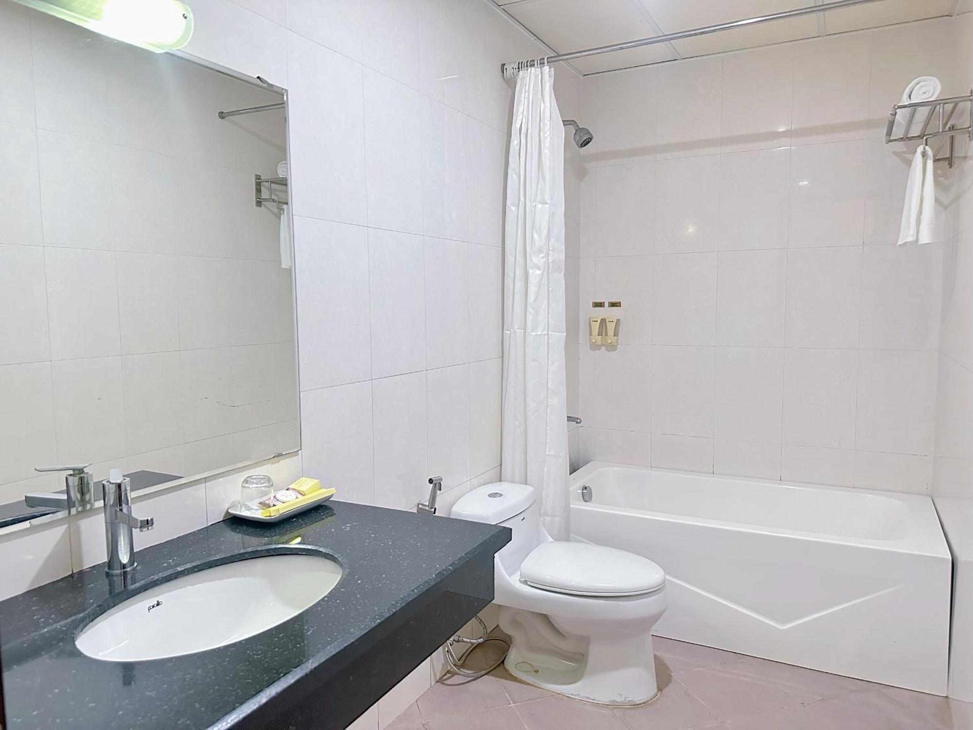 Ruby Star Hotel- Near Ben Thanh Market Ho Si Minh-város Kültér fotó